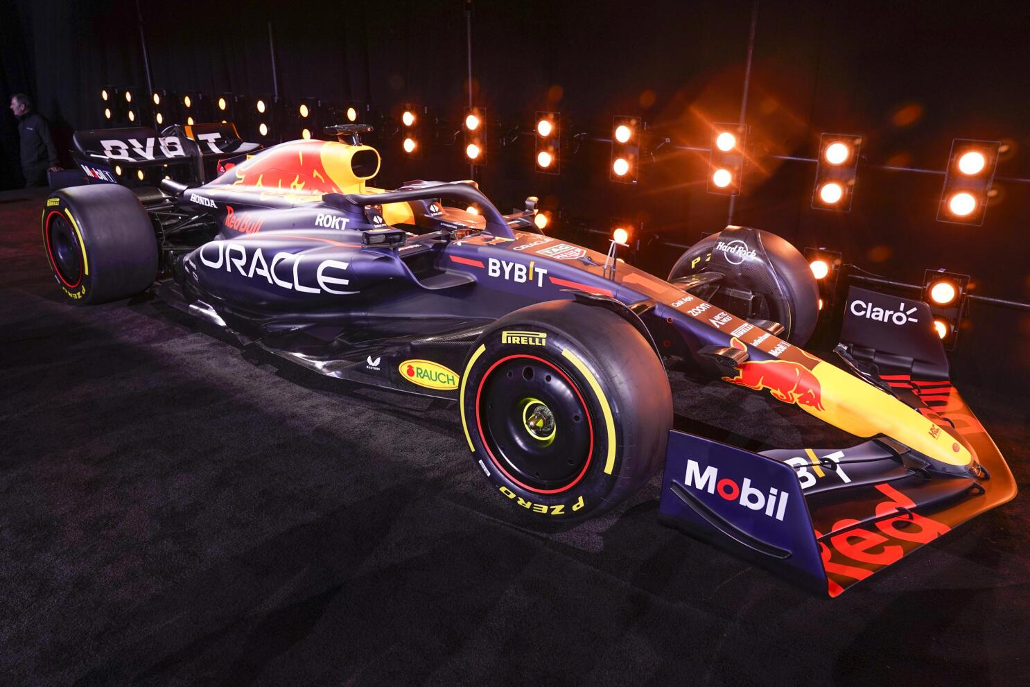 Ford store formula 1